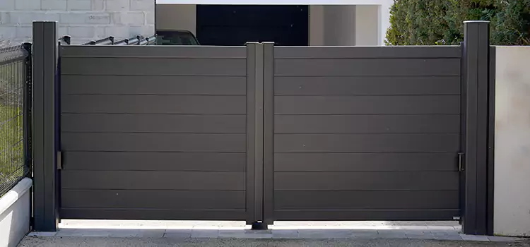 Common Residential Gate Issues We Resolve in Des Moines, WA