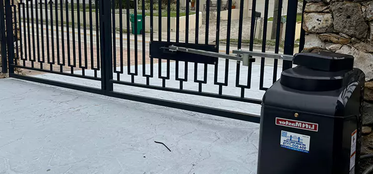 Seamless Installation and Support for Your New Gate in Des Moines, WA