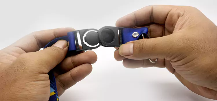 Our Professional Key Fob Installation Process in Des Moines, WA
